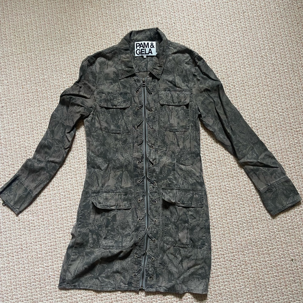 Pam & Gela Tropical Camo Print Tencel Dress / Utility Jacket Size Petite (XS)